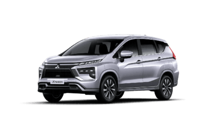 Mitsubishi Xpander putih untuk layanan sewa mobil Jakarta dengan driver profesional dari Ria Rent Car