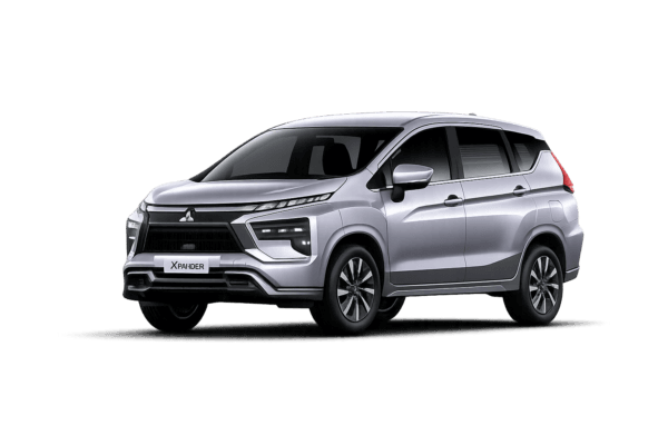 Mitsubishi Xpander putih untuk layanan sewa mobil Jakarta dengan driver profesional dari Ria Rent Car