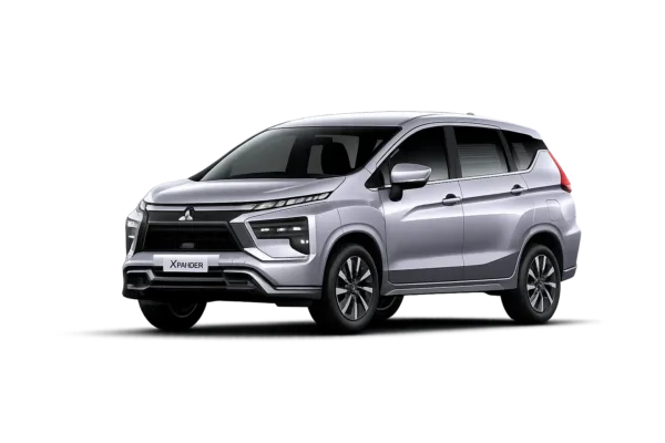 Mitsubishi Xpander putih untuk layanan sewa mobil Jakarta dengan driver profesional dari Ria Rent Car